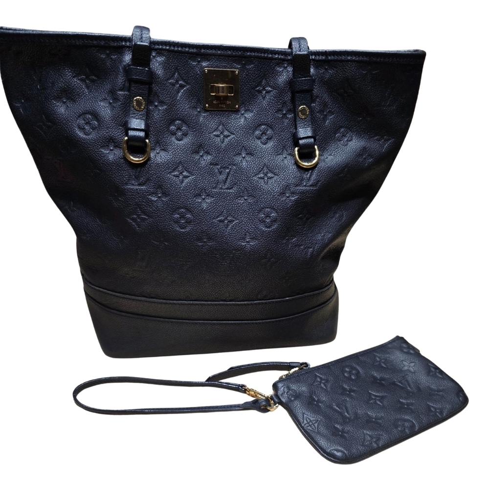 Elegant Navy Blue Monogram Leathe Louis Vuitton Tote Bag with Pouch And Dust Bag